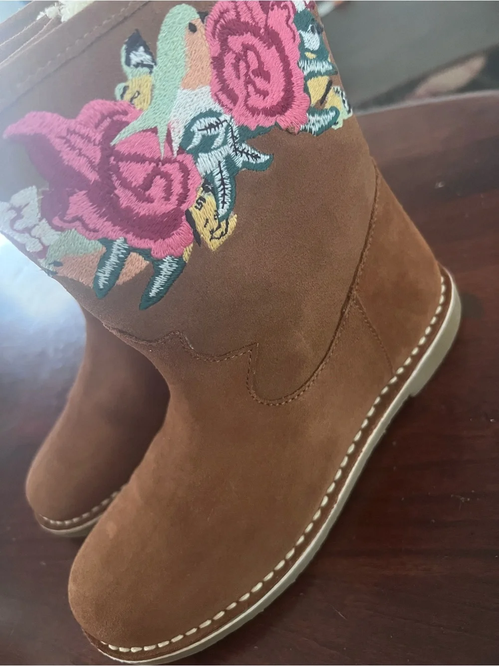 Zara Brown Suede Kids Boots with Pink Floral Embroidery